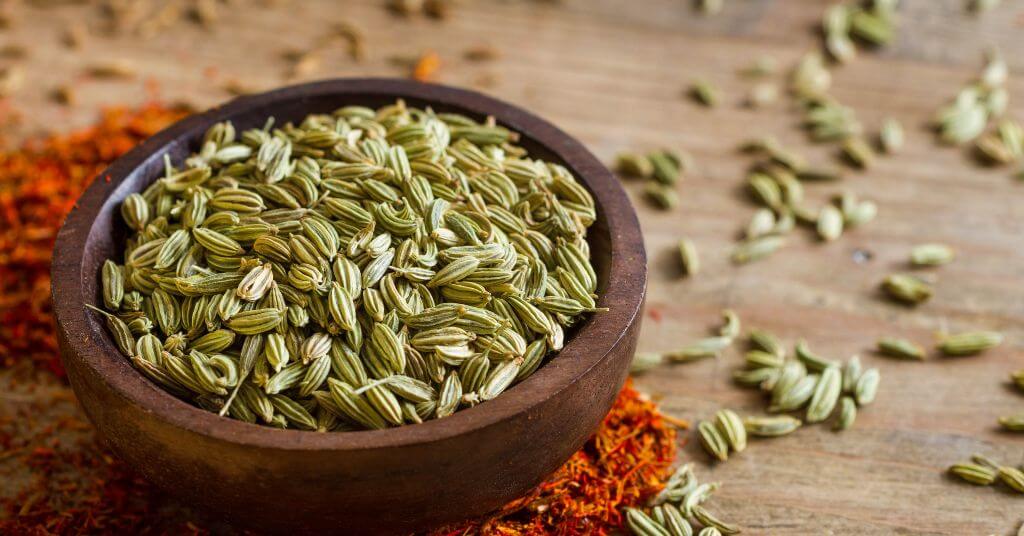 fennel seeds in a bowl