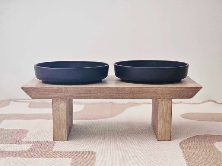 Japanese minimalist dog feeding station